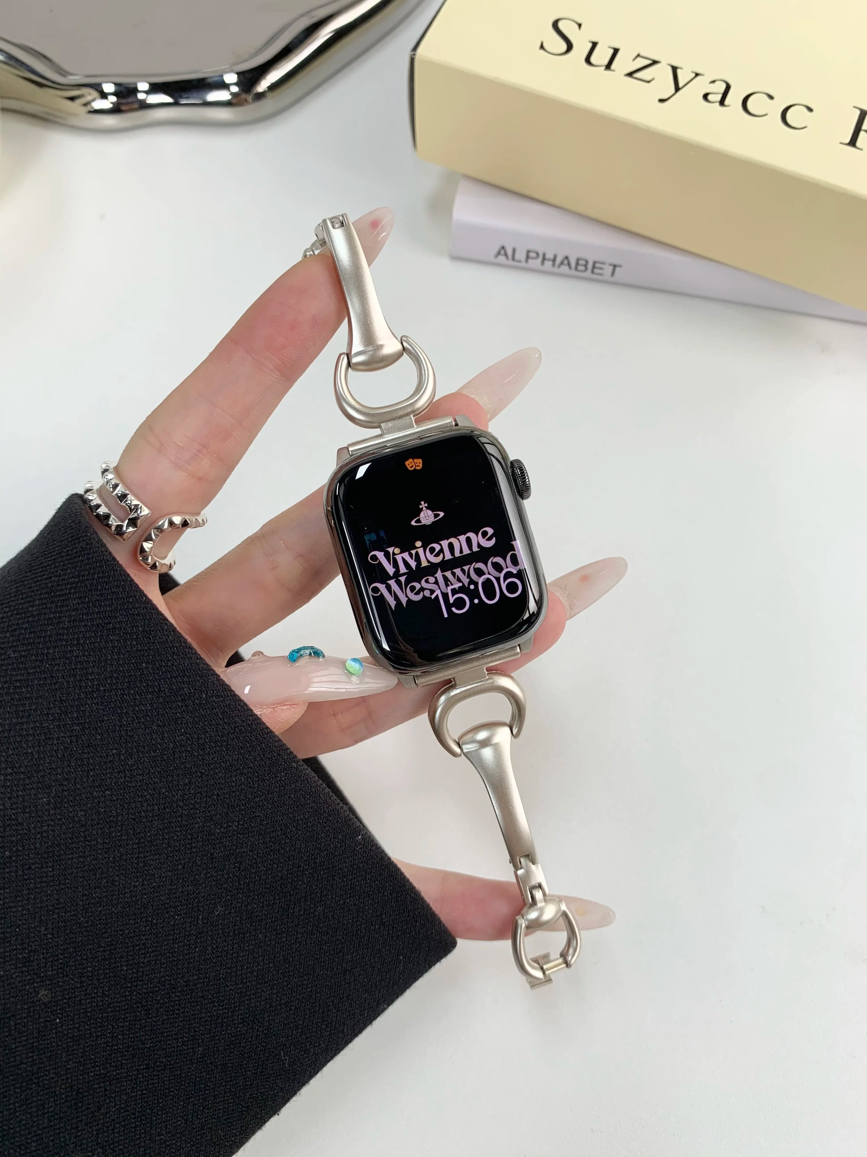 Nova Orbit Band for Apple Watch