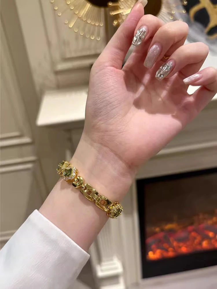 Callista Radiant Band for Apple