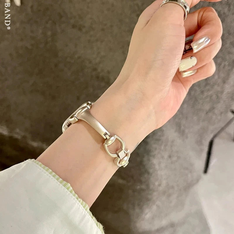 Nova Orbit Band for Apple Watch